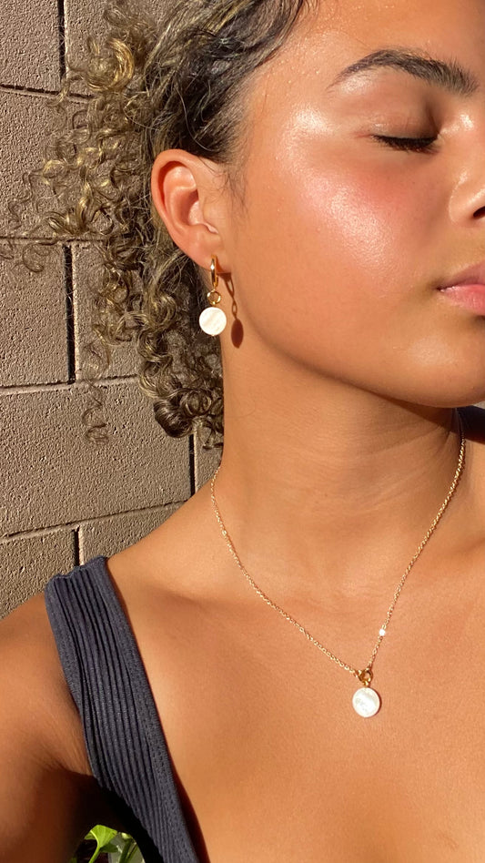 Round Shell Necklace